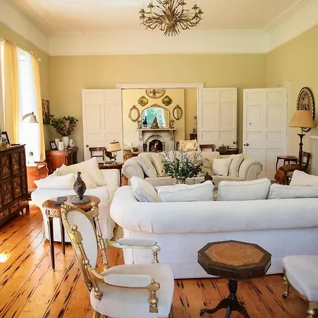 בית נופש Annamult Estate קילקני